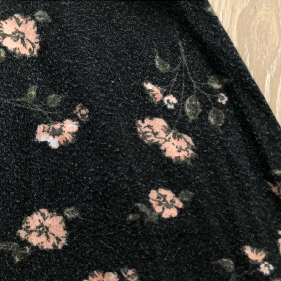 Garage Floral Gathered Romper in Black & Pink - Picture 5 of 8